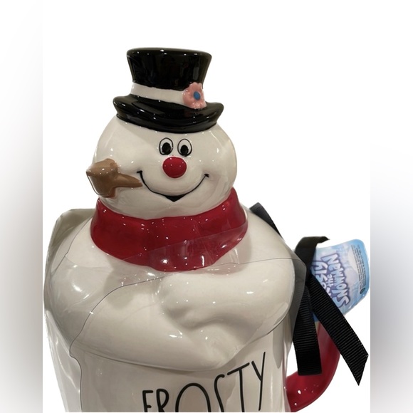 NWT ⛄️♥️ Rae Dunn Frosty the Snowman Lidded Christmas Mug - Picture 7 of 10